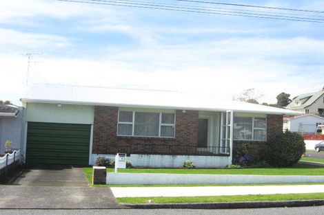 Photo of property in 35a Mount Edgcumbe Street, New Plymouth, 4310