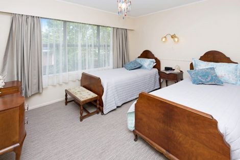 Photo of property in 9 Walpole Avenue, Hillpark, Auckland, 2102