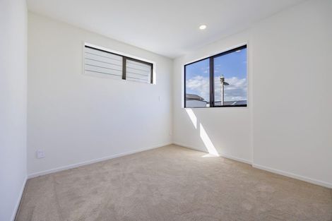 Photo of property in 6 Tukauri Place, Papakura, 2110