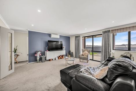 Photo of property in 29 Margaret Shields Avenue, Aotea, Porirua, 5024