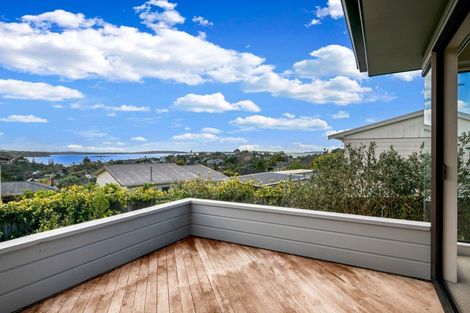 Photo of property in 10 Toroa Street, Torbay, Auckland, 0630