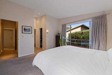 Photo of property in 5 Emerald Lane, Cashmere, Christchurch, 8022