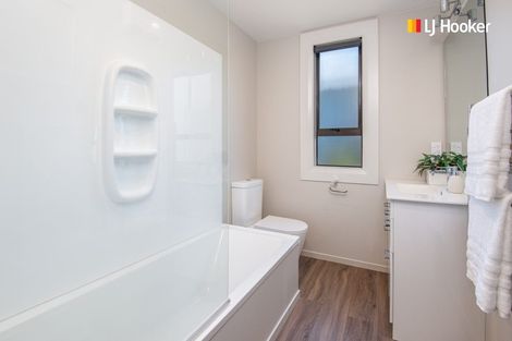 Photo of property in 14 Stone Street, Kenmure, Dunedin, 9011