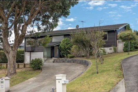 Photo of property in 11 Cheriton Road, Mellons Bay, Auckland, 2014