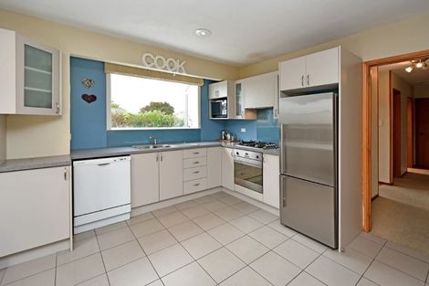 Photo of property in 7 Tracy Place, Redwood, Christchurch, 8051