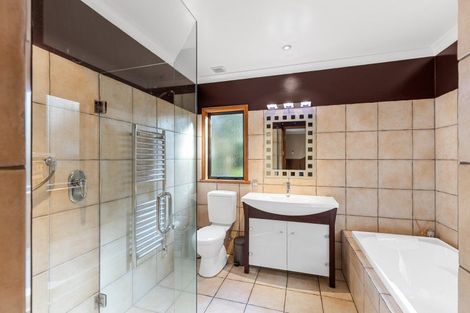 Photo of property in 445a Ruahine Street, Terrace End, Palmerston North, 4410