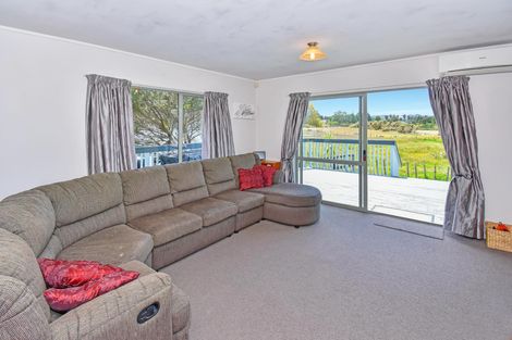Photo of property in 518a Great South Road, Rosehill, Papakura, 2113