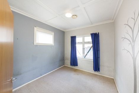 Photo of property in 20 Shamrock Street, Takaro, Palmerston North, 4412