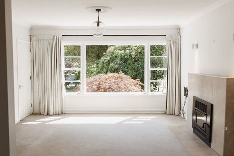 Photo of property in 2 Kohekohe Road, Waikanae, 5036