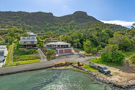 Photo of property in 23 Beach Road, Whangarei Heads, Whangarei, 0174