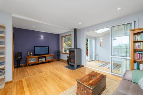 Photo of property in 46 Cornwall Road, Lyttelton, 8082