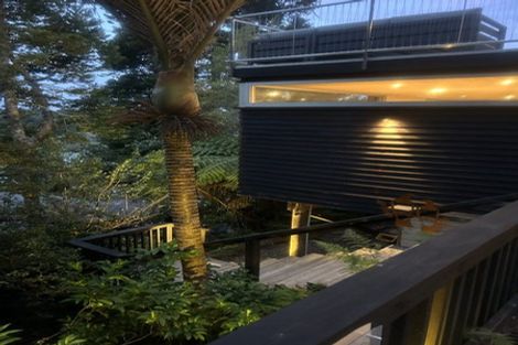 Photo of property in 50 Paturoa Road, Titirangi, Auckland, 0604