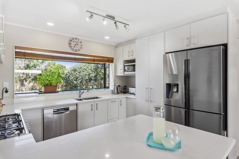 Photo of property in 7b Wood Leigh, Paraparaumu Beach, Paraparaumu, 5032