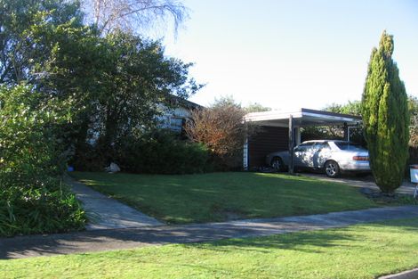 Photo of property in 9 Alma Place, Milson, Palmerston North, 4414