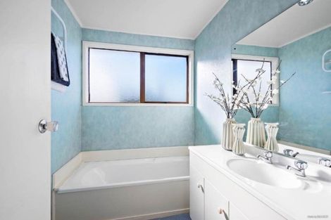 Photo of property in 51 Nor'east Drive, Torbay, Auckland, 0632