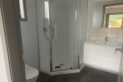 Photo of property in 34c Speargrass Grove, Timberlea, Upper Hutt, 5018