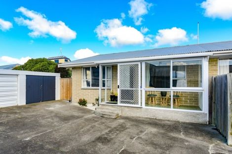 Photo of property in 1/67 Oram Avenue, New Brighton, Christchurch, 8061