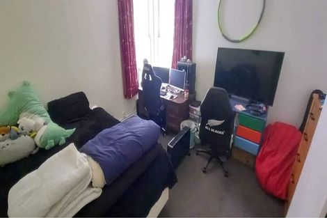 Photo of property in 24 Disley Street, Highbury, Wellington, 6012