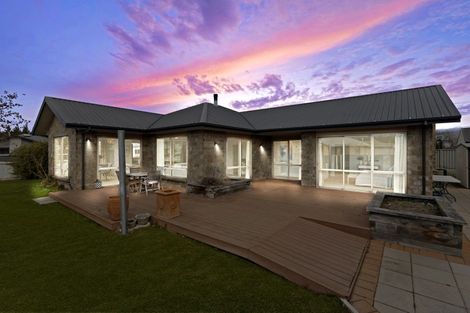 Photo of property in 16 Henderson Drive, Alexandra, 9320