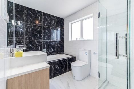 Photo of property in 37 Tinaku Road, Flat Bush, Auckland, 2019