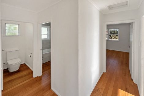 Photo of property in 832 Whangaparaoa Road, Manly, Whangaparaoa, 0930
