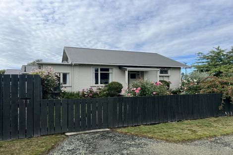 Photo of property in 77 Belt Street, Waimate, 7924