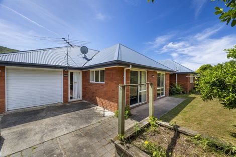 Photo of property in 37b Beach Road, Waikawa, Picton, 7220