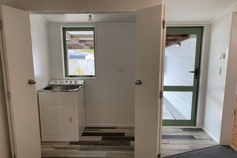 Photo of property in 280 Te Moana Road, Waikanae, 5036