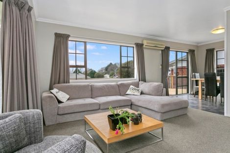 Photo of property in 29 Sheridan Crescent, Leamington, Cambridge, 3432