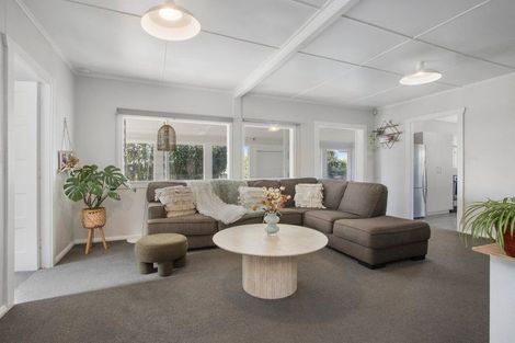 Photo of property in 31 Athenree Road, Athenree, Katikati, 3177