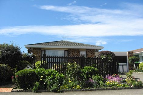 Photo of property in 13 Ranui Road, Stoke, Nelson, 7011