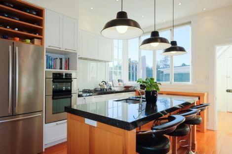 Photo of property in 2 Sim Street, Maori Hill, Dunedin, 9010