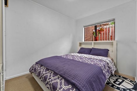 Photo of property in 1/51 Vandeleur Avenue, Birkdale, Auckland, 0626