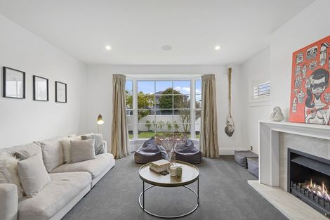 Photo of property in 102 Heaton Street, Merivale, Christchurch, 8052