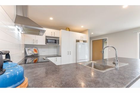 Photo of property in 34 Roberts Road, Hei Hei, Christchurch, 8042