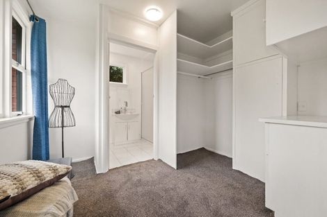 Photo of property in 16 Ilfracombe Place, Burnside, Christchurch, 8053