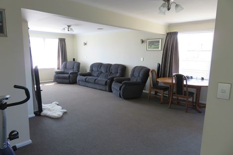 Photo of property in 22 Ewen Road, Temuka, 7920