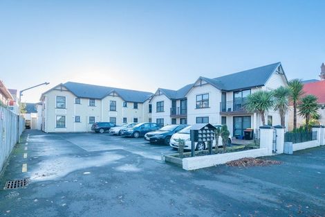 Photo of property in 44 Dundas Street, North Dunedin, Dunedin, 9016