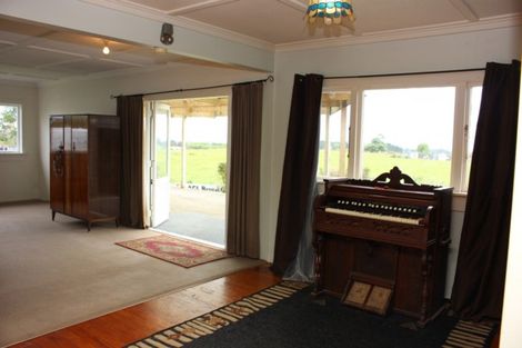 Photo of property in 496 Frankley Road, Hurworth, New Plymouth, 4371