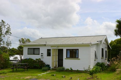 Photo of property in 120 Greenslade Road, Raglan, 3295