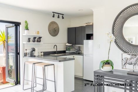 Photo of property in 2a Taylor Road, Papamoa Beach, Papamoa, 3118