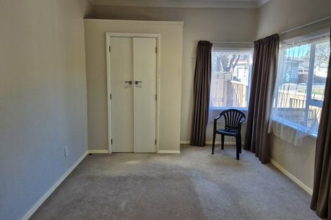 Photo of property in 22 Hampton Hill Road, Tawa, Wellington, 5028