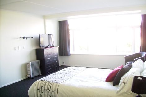 Photo of property in 2 Moncrieff Street, Mount Victoria, Wellington, 6011