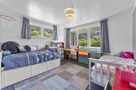 Photo of property in 1/15a Lane Street, Wallaceville, Upper Hutt, 5018