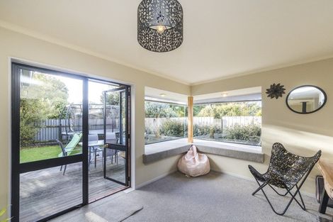 Photo of property in 19 Truscott Grove, Awapuni, Palmerston North, 4412