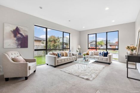 Photo of property in 52 Lake Panorama Drive, Henderson, Auckland, 0612