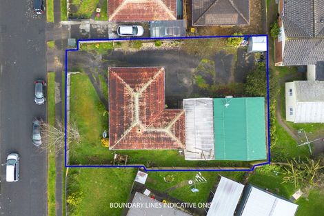 Photo of property in 33 Convair Crescent, Mangere, Auckland, 2022