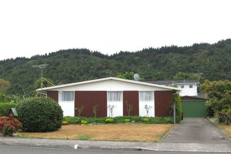 Photo of property in 23 Holdsworth Avenue, Trentham, Upper Hutt, 5018