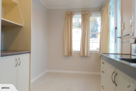 Photo of property in 44 Brandon Road, Glen Eden, Auckland, 0602