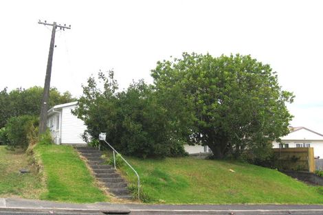 Photo of property in 32 Tiri Tiri Road, Birkdale, Auckland, 0626